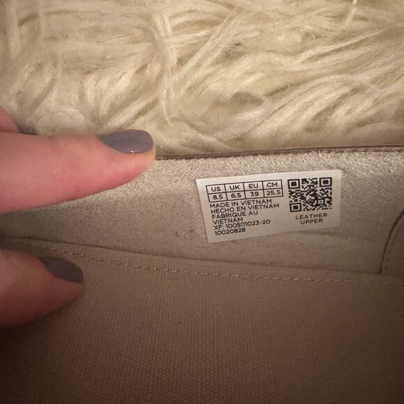 Toms Briella Suede Ballet Flat Size 8.5 in Gold - Picture 2 of 6